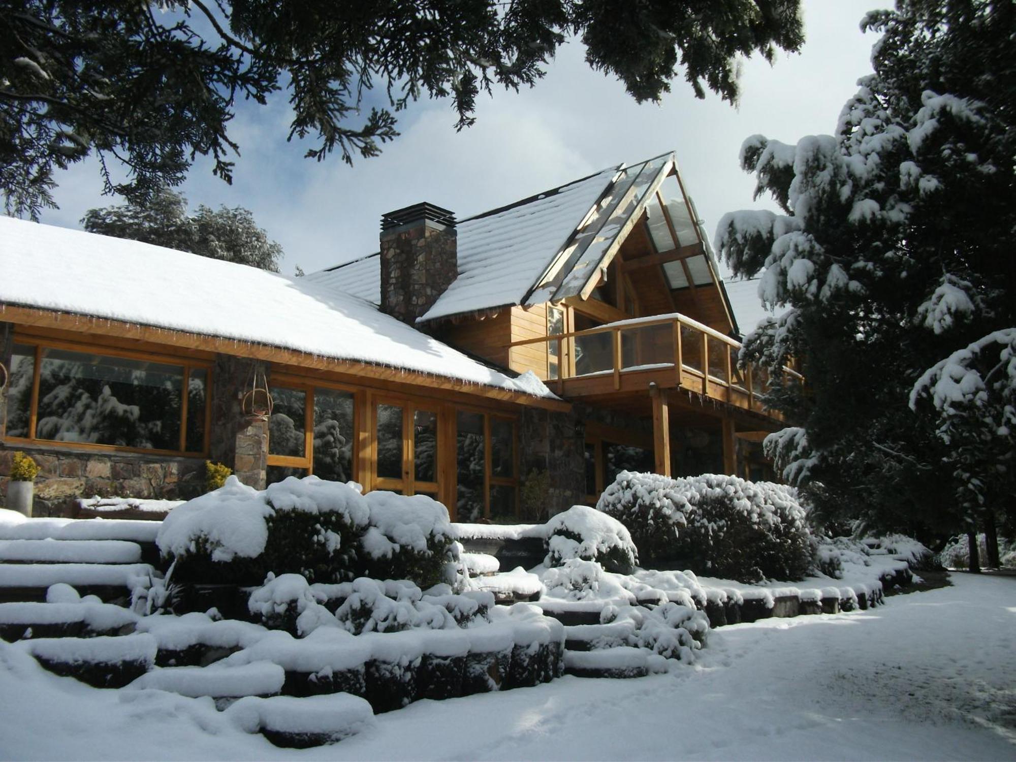 Hotel Antuquelen Villa La Angostura Esterno foto