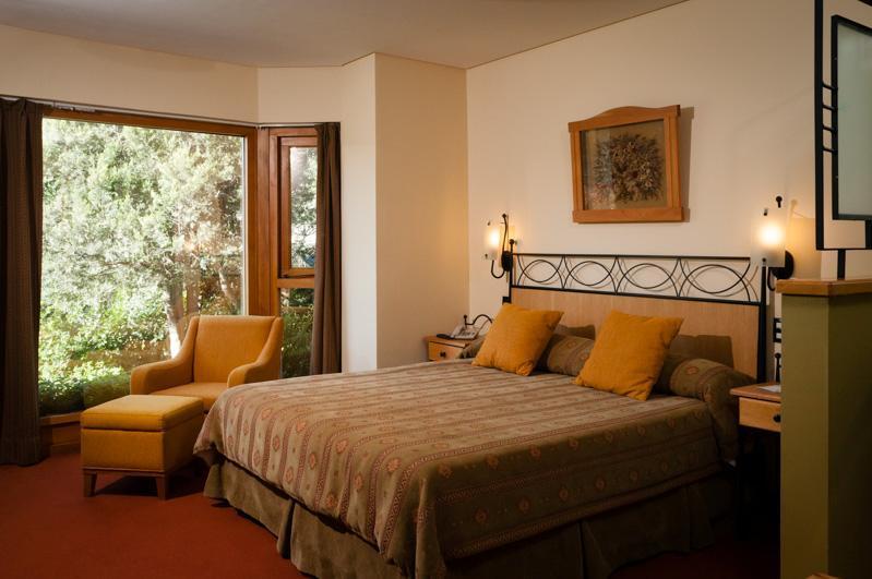 Hotel Antuquelen Villa La Angostura Esterno foto