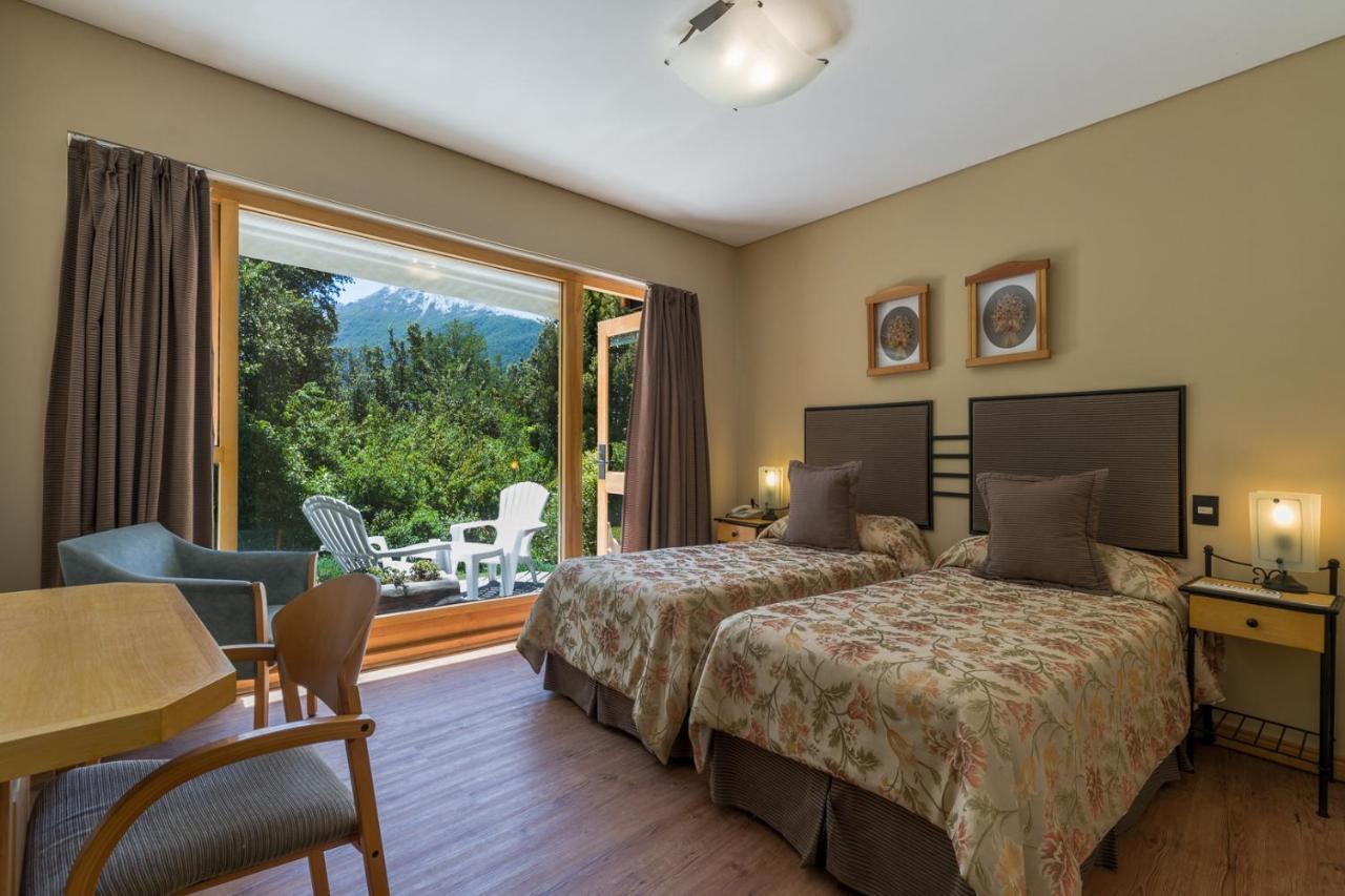 Hotel Antuquelen Villa La Angostura Esterno foto