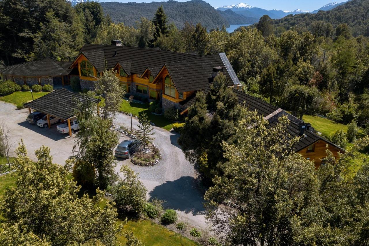 Hotel Antuquelen Villa La Angostura Esterno foto